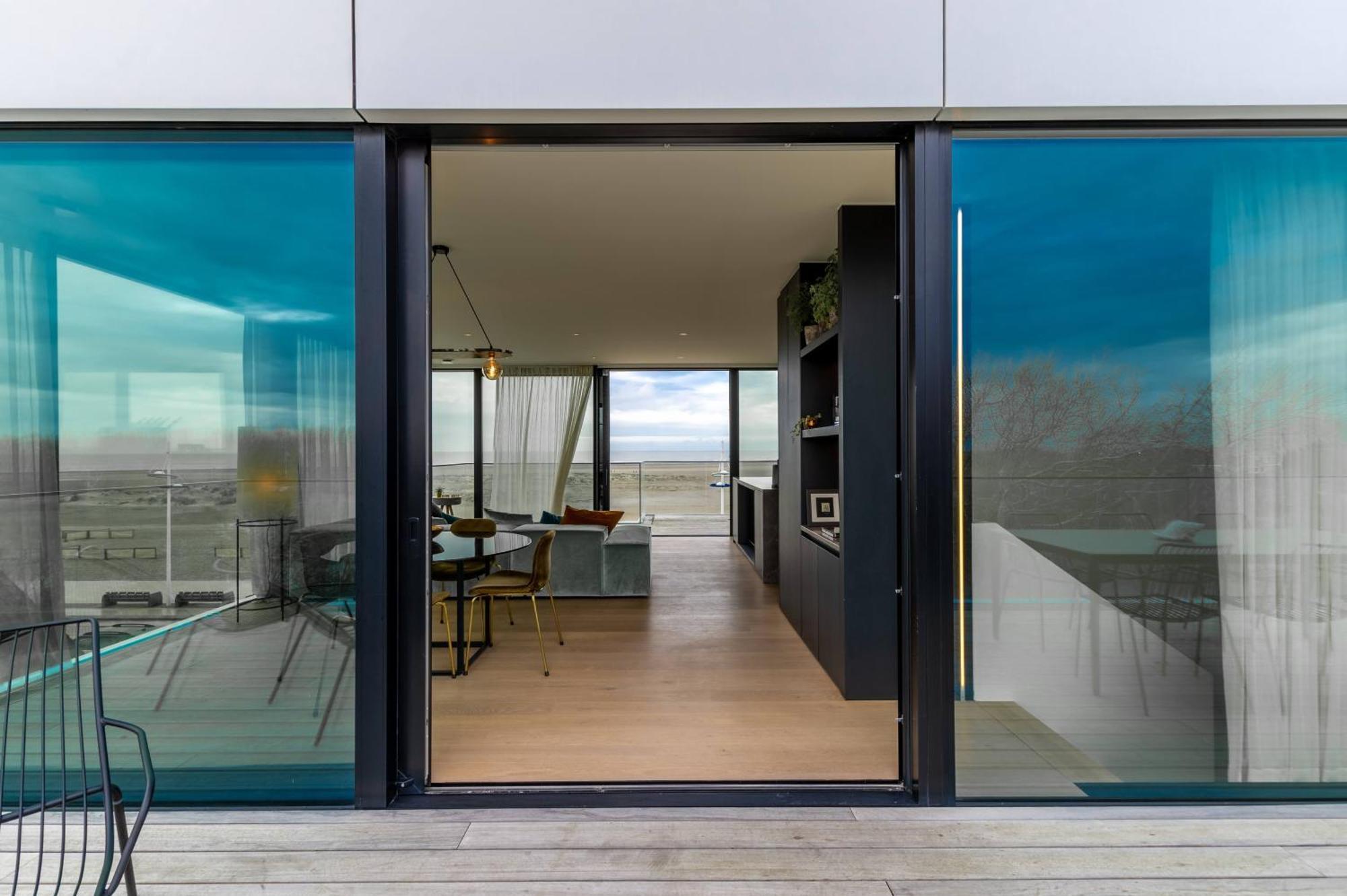 Penthouse La Naturale Zeezicht Bruggy Exteriér fotografie