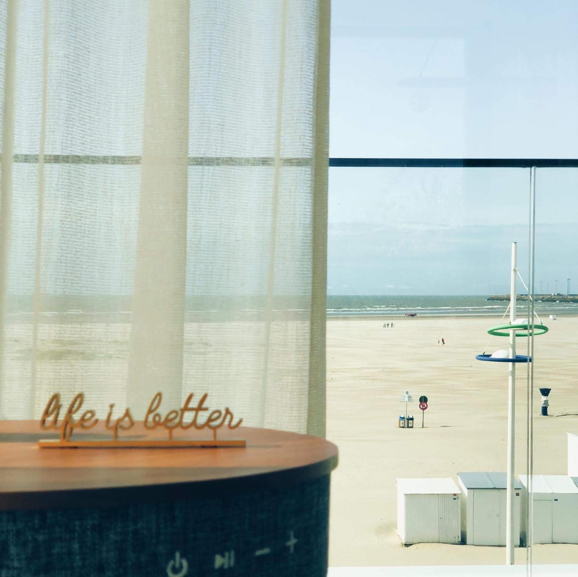 Penthouse La Naturale Zeezicht Bruggy Exteriér fotografie